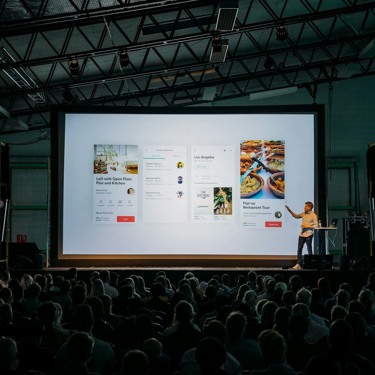 Presentation in front of a large screen